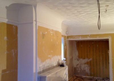Curved ceiling living room ready for plastering in Fareham